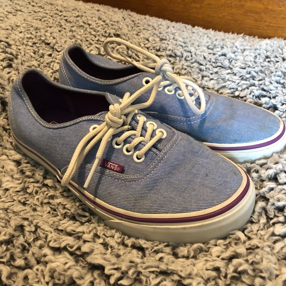 VANS - Picture 2 of 4